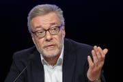 Markus Notter, der Präsident der Expertenkommission, empfiehlt etwa «ein Haus der anderen Schweiz». (KEY/Peter Klaunzer)