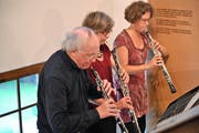 Das Oboen-Trio mit Heinz Holliger, Marie-Lise Schüpbach und Andrea Bischoff. (Bild: Romano Cuonz /Flüeli-Ranft / Sachseln 1. September 2019)
