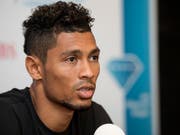 Wayde van Niekerk muss auf die Teilnahme an der WM in Doha verzichten (Bild: KEYSTONE/JEAN-CHRISTOPHE BOTT)