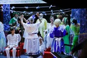 Szenenbild aus The Fairy Queen der Kleinen Oper Märstetten. (Bild: Donato Caspari (Märstetten, 29. August 2019))