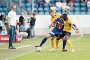 Thomas Häberli (links) zeigt sich nicht restlos überzeugt vom Aufwärtstrend der Blauweissen. Bild: Pius Amrein (Luzern, 1. September 2019)