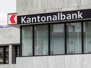 Bei der Schwyzer Kantonalbank sorgt der Präsident für Schlagzeilen. (Bild: KEYSTONE/ALEXANDRA WEY)