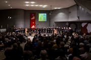 Urauffuehrung des Oratoriums von Carl Ruetti zu Bildern von Maria Hafner in der St. Johannes Kirche in Zug. (Bild: Patrick Hürlimann, Zug, 21. September 2019)
