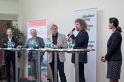 Am Podium diskutierten (von links) Peter Krummenacher, Marco De Col, Gesprächsleiter Markus von Rotz, Luke Gasser und Monika Rüegger.Bild: Pius Amrein (Sarnen, 23. September 2019)