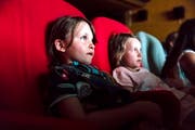 Die Zauberlaterne sorgt bereits in mehreren Schweizer Städten für staunende Kinderaugen. (Bild: PD)