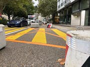Die Reduktion der Fahrspuren beim Broderbrunnen von zwei auf eine soll die Sicherheit des Langsamverkehrs erhöhen. Die Stadt testet dieses Verkehrsregime bis Ende September. (Bild: PD)