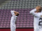 Die Luganesi ärgern sich über eine verpasste Chance in Genf (Bild: KEYSTONE/MARTIAL TREZZINI)