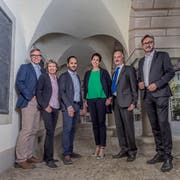 Der Wiler Stadtrat: von links Daniel Stutz, Jutta Röösli (Schulratspräsidentin), Dario Sulzer, Stadtpräsidentin Susanne Hartmann, Daniel Meili und Stadtschreiber Hansjörg Baumberger. (Bild: PD)
