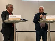 Heinz Meier vom kantonalen Amt für Wasser und Energie (links) und Peter Link, Vertreter des Ad-hoc-Komitees.