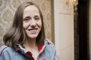Selina Büchel strahlt vor ihrem WM-Start wieder Zuversicht aus. (Bild: Jean-Christophe Bott/Keystone, Doha, 26.9.2019)