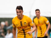 Innenbandriss: Vincent Sierro wird mehrere Monate lang nicht mehr im YB-Trikot auf dem Platz zu sehen sein (Bild: KEYSTONE/ANTHONY ANEX)