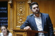 Not amused: Die SP kämpft gegen den Kinderabzug mit dem Referendum (Bild: Keystone)