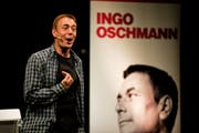 Comedian Ingo Oschmann war schon 2011 bei «Lozärn lacht» dabei. Auch bei der letzten Ausgabe des Festivals im kommenden November wird er auftreten. (Bild: Roger Grütter, Luzern, 31. Oktober 2011)