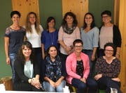 Der alte und neue Vorstand der Spielgruppe Patschhändli mit ihren Leiterinnen; hinten von links: Andrea Tresch, Lisa Näpflin, Claudia Furrer, Margrit Birchler, Fabienne Indergand und Vera Zgraggen. Vorne von links: Carmen Zurfluh, Mirjam Zgraggen, Vreny Riolfi und Gabriela Gnos. (Bild: PD)
