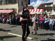 Der Zug der Familie Schmid folgt am Schluss. (Bild: David von Moos)
