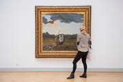«La raccolta del fieno» von Giovanni Segantini stellt die Kargheit des ländlichen Lebend dar. (Bild: Urs Bucher)