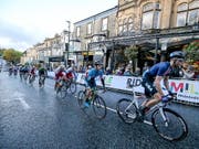 In der englischen Region Yorkshire wird am Sonntag der neue Strassen-Weltmeister gekürt (Bild: KEYSTONE/EPA/NIGEL RODDIS)
