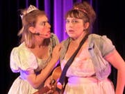 «9 Volt Nelly», zwei Schwestern aus Texas, sangen frisch-fröhliche Lieder auf Englisch und Schweizerdeutsch. (Bild: Kurt Lichtensteiger)