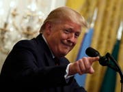 Die Ukraine-Affäre ist nach Ansicht von US-Präsident Donald Trump der «grösste Betrug in der Geschichte der amerikanischen Politik». (Bild: KEYSTONE/EPA ABACA POOL/YURI GRIPAS / POOL)