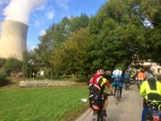 Am Freitag auf dem Weg nach Biel. Links der Kühlturm des Kernkraftwerks Gösgen. (Bild: Marucs Bitschnau - 27. September 2019)