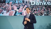 Der alte und sehr wahrscheinlich auch neue Kanzler von Österreich: Der 33-jährige Sebastian Kurz. (Bild: Christian Bruna/EPA (Wien, 29. September 2019)