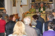 Der Gottesdienst wurde von Pfarrer Daniel Krieg zusammen mit Priester Don Lorenzo Campagnoli gestaltet. (Bild: Paul Gwerder, Altdorf, 28. September 2019)