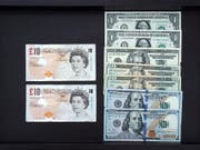 Das britische Pfund verliert immer mehr an Wert. (Bild: KEYSTONE/EPA/DAVID CHANG)