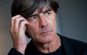 Tritt Joachim Löw zurück? «Das war nie ein Thema, obwohl die WM-Enttäuschung riesig war.» (Bild: Keystone)