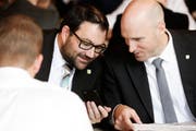 Cornel Inauen (r.) ist seit 2016 Mitglied des Grossen Rats. (Bild. Donato Caspari)