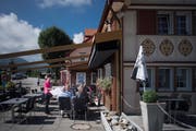 Blick auf die Terrasse des Restaurant Eischen. Bild: Benjamin Manser