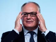 Budget: Italiens Wirtschaftsminister Roberto Gualtieri erklärte am Montag, dass das Haushaltsdefizit seines Landes im kommenden Jahr nur minimal steigen soll. (Bild: KEYSTONE/EPA ANSA/ANGELO CARCONI)