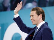 ÖVP-Chef Sebastian Kurz will bei den Gesprächen um eine Regierungsbildung die Wirtschaftspolitik ins Zentrum stellen. (Bild: KEYSTONE/EPA/FLORIAN WIESER)