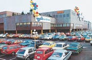 Ein ungewohnter Blick auf das Zugerland: So sah es im Eröffnungsjahr 1979 aus. (Bild: PD)