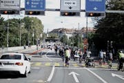 Die St.Galler Velofahrerinnen und Velofahrer bei ihrer Einfahrt in Bern. (Bild: PD)