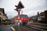 Die Züge der ehemaligen Brünig-Bahn bereiten Probleme und sollen ab 2021 ersetzt werden. (Bild: Corinne Glanzmann, Kriens, 11. Dezember 2017)