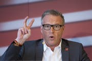 SBB-Chef Andreas Meyer während der heutigen Pressekonferenz, an der er seinen Rücktritt angekündigt hat. (KEYSTONE/Peter Klaunzer)
