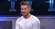 Marcel Hirscher gab seinen Rücktritt lächelnd bekannt. (Bild: Screenshot ORF2)