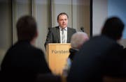 «Wo mache ich einen Denkfehler?», fragt Frank Albrecht in einem Mail seine Parlamentskollegen. Bild: Urs Bucher (12. Januar 2016)