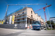 Bewilligungsverfahren für Projekte wie hier in Romanshorn dauern immer länger. Die Interpellanten verlangen Antworten. (Bild: Reto Martin)