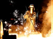 Handelskonflikte, Brexit, schwächelnde Autobranche: Die deutsche Industrie leidet unter Auftragsschwund. (Bild: KEYSTONE/EPA/FRIEDEMANN VOGEL)