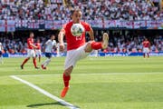 Wann zaubert Shaqiri wieder für die Schweiz? Und wie finden seine Teamkollegen seine Absenz? (Bild: Keystonen)