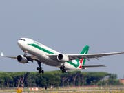 Der Überlebenskampf der maroden italienischen Fluggesellschaft Alitalia zieht sich laut Insider-Informationen weiter in die Länge. (Bild: KEYSTONE/AP/RICCARDO DE LUCA)