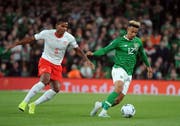 Manuel Akanji in Aktion. (Bild: EPA/AIDAN CRAWLEY)