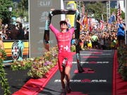 Unschlagbar: Daniela Ryf ist erneut Weltmeisterin über die halbe Ironman-Distanz (Bild: KEYSTONE/EPA/BRUCE OMORI)