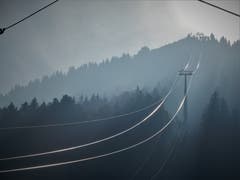 Von der sonnigen Rigi-Scheidegg hinunter zur Talstation Kräbel, das bedeutet leider auch durch und unter den Hochnebel! (Bild: Margrith Imhof-Röthlin, 10. Oktober 2018)