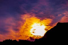 Am frühen Morgen auf dem Weg Richtung Stockberg. (Bild: Renato Maciariello)