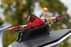 (M. Kniepeiss/Drone Champions League)