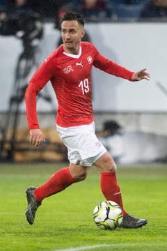 Mario Gavranovic: Note 5. Kommt für Seferovic (69.). Und trifft sieben Minuten später eiskalt zum 1:1. So muss es sein. Danach aber einmal zu eigensinnig.