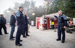 Frauenfeld TG - In einer gross angelegten Übung zum Thema Koordination kamen Feuerwehrleute aus der ganzen Schweiz nach Frauenfeld.