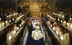 Prinzessin Eugenie and Jack Brooksbank verlassen die St. George's Kapelle. (Bild: Toby Melville/Pool via AP (Windsor, 12. Oktober 2018))